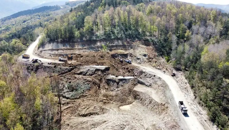 Kastamonu-Çatalzeytin Yolu Heyelanla Kapandı: Seyahat Edenler Dikkat