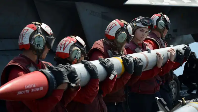 Amerikan Füzeleri Suudi Arabistan’a Yola Çıktı: Stratejik Hamle Mi?