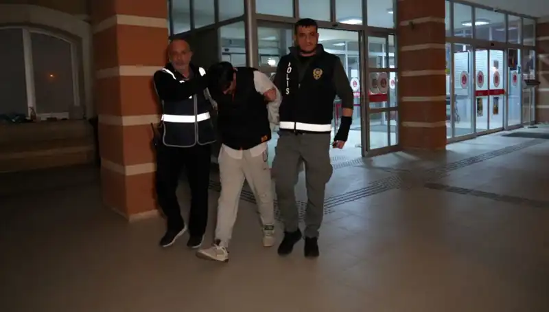 Kötü Koku ve Gizem: Hamile Eşinin Cesedini 10 Gün Gizleyen Koca Tutuklandı