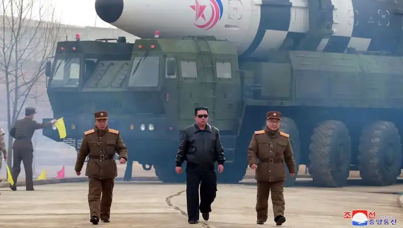Kuzey Kore'den Nükleer Silah Devleti Savunması: Stratejik Tespitler ve Sonuçlar