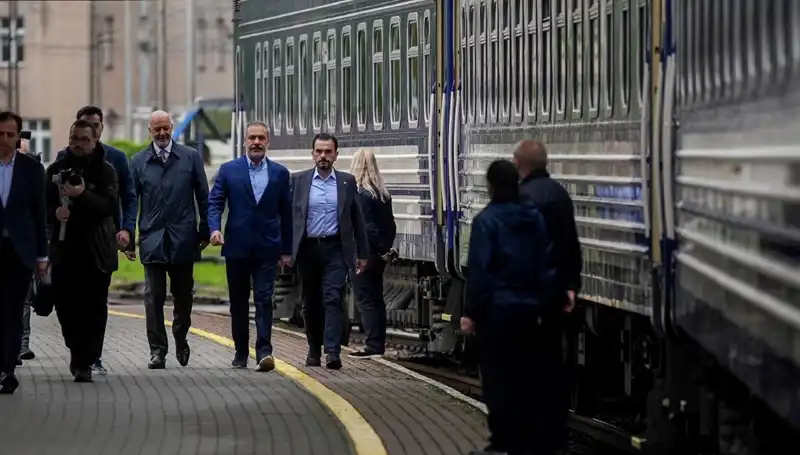 Dışişleri Bakanı Fidan, Ukrayna Ziyaretinde Önemli Görüşmelere İmza Attı
