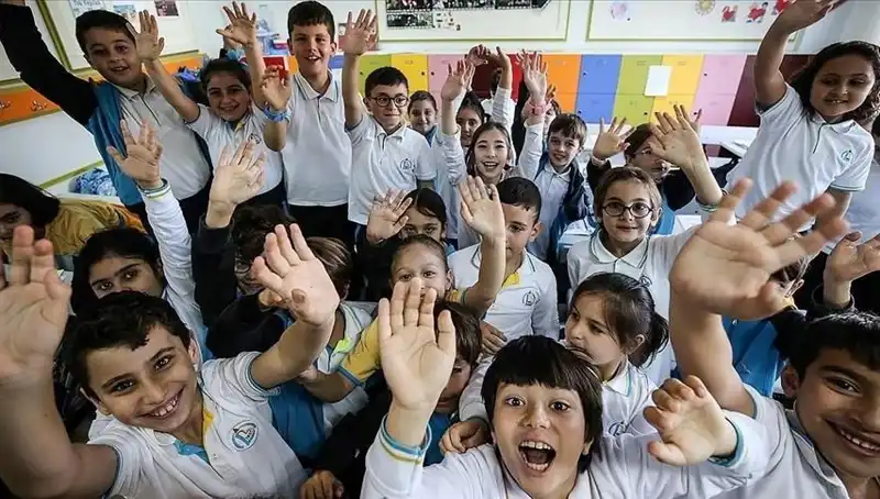 Türkiye'de 9 Günlük Tatil Sonrası Okullar Yeniden Açılıyor!