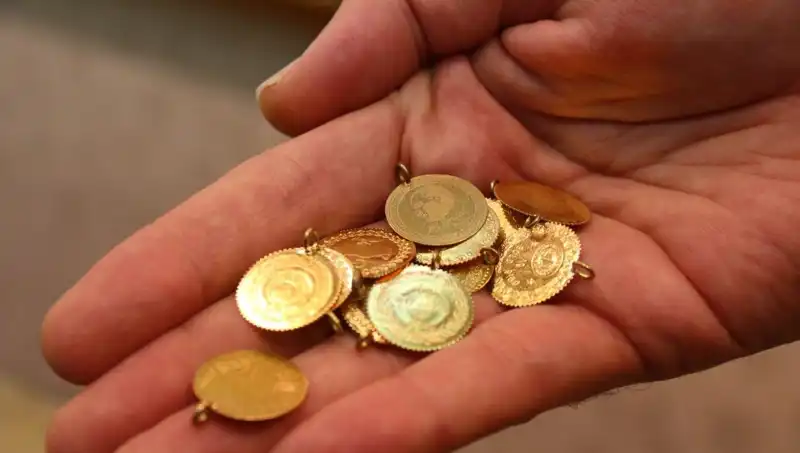 Altın Fiyatları 30 Nisan'da Ne Durumda? Canlı Güncelleme!