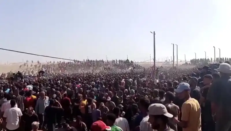 İsrail’in Filistinli Yardım Alma Çabalarına Yönelik Saldırısı: 30 Ölü