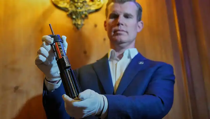 Darth Vader'ın Işın Kılıcı: 3.65 Milyon Dolara Yeni Sahibini Buldu