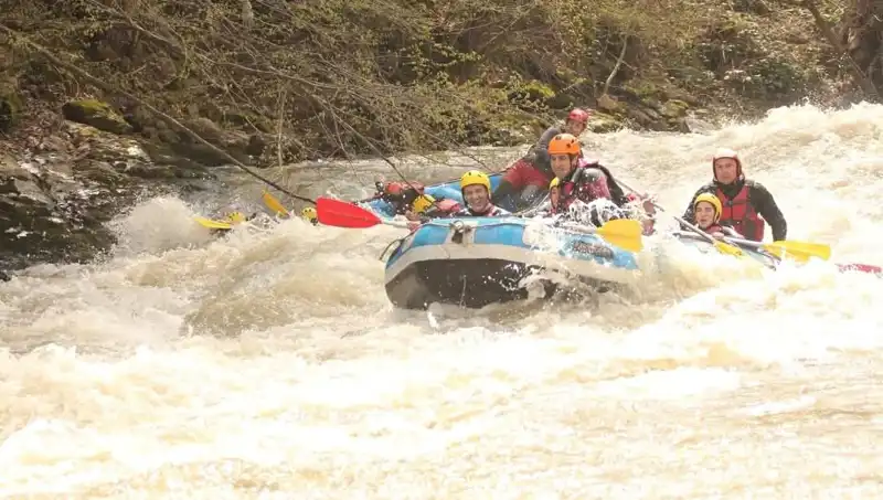Debi Artışları Rafting Severleri Bölgede Topladı: Macera Başlasın!