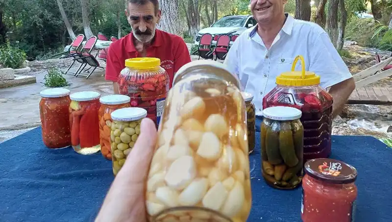 Araban Sarımsağı ile Şifa Veren Turşular: Doğanın Mucizesi