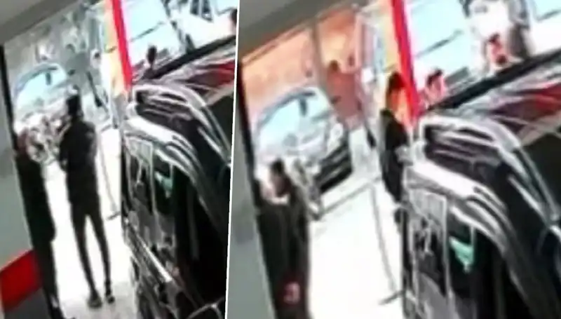 İstanbul'da Galeriye El Yapımı Patlayıcıyla Saldırı: Olayın Perde Arkası