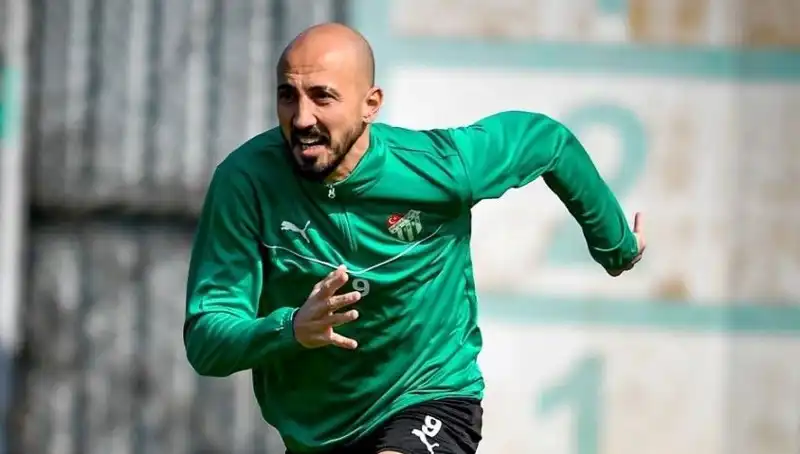 Milli Futbolcunun 2. Lig Hayali: Gelecek İçin Yeni Bir Sayfa Açılıyor