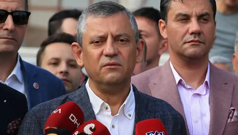 Bu Bayram Bizlere Gerçekten Bayram Gibi Gelmedi: Özgür Özel'in Dikkat Çeken Açıklamaları