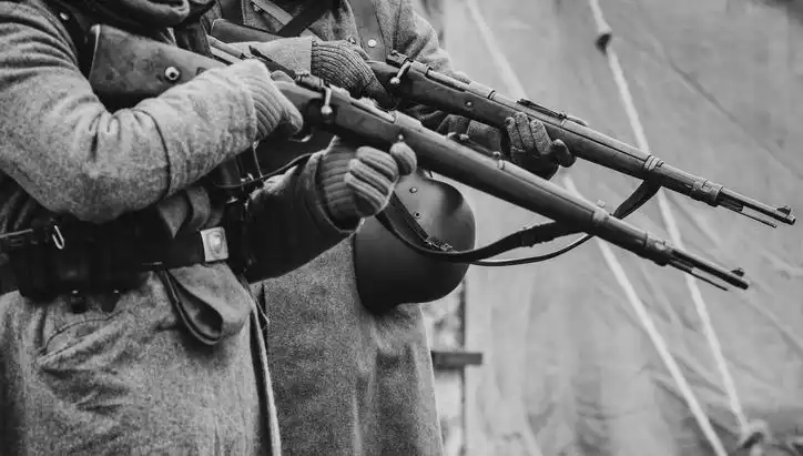 İngiliz İstihbarat Şefi'nin Ailesinde Şok Gerçek: Nazi Casusu Dedesi Ortaya Çıktı