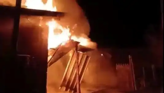 Karabük'te İki Evde Çıkan Yangın, Şehirde Korkuya Neden Oldu