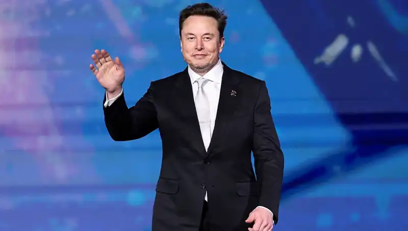 Tesla'nın "Canavarı" Sonunda Raffa Kalktı: İnşaat Süreci ve Gelecek Hedefleri