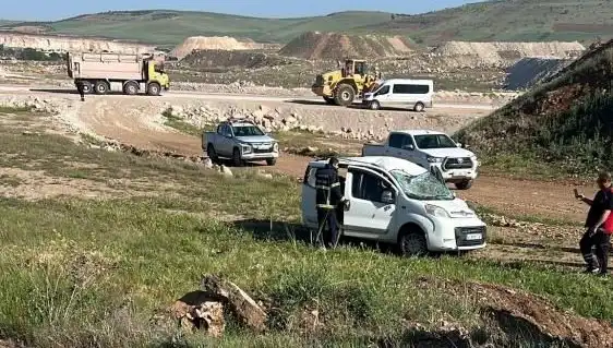 Mardin'deki Trafik Kazasında Dört Kişi Yaralandı