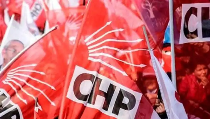 CHP'nin Tetkik Bekleyen İlçe Kongreleri: Ataşehir, Esenyurt ve Sarıyer İptal Edildi