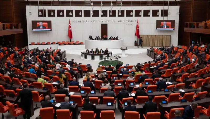 Türkiye'de Yeni Bir Dönüm Noktası: 10'uncu Yargı Paketi Meclis'te Kabul Edildi