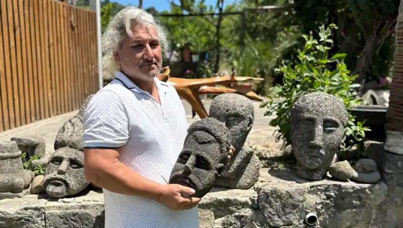 3 Günde Şaşırtan Eserler Yapan Sanatçı: "Hiçbirini Satmayı Düşünmüyorum!"