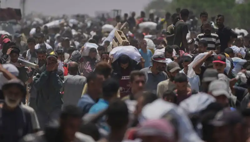 İsrail Saldırıları: 798 Filistinli Hayatını Kaybetti, Umutlar Tükeniyor