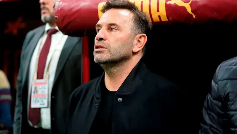 Galatasaray'da Okan Buruk'tan Beklenmedik Tek Değişiklik: Takım Dinamikleri Yenileniyor